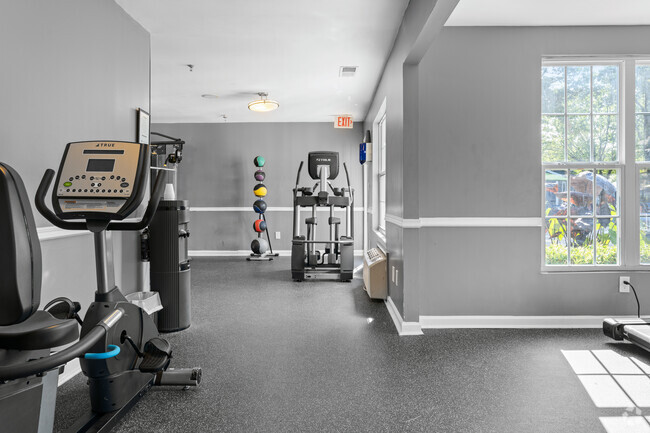 Fitness Center - Ivy Commons