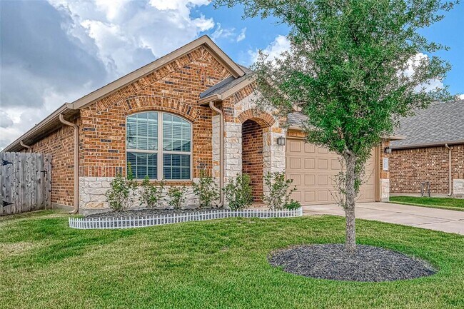 Building Photo - 23815 Padova Gardens Dr