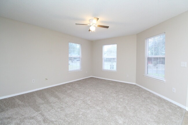 Building Photo - Updated 3BR Patio Home in Brownsville with Open Living Layout, Interior Laundry, Easy-Care Yard &...