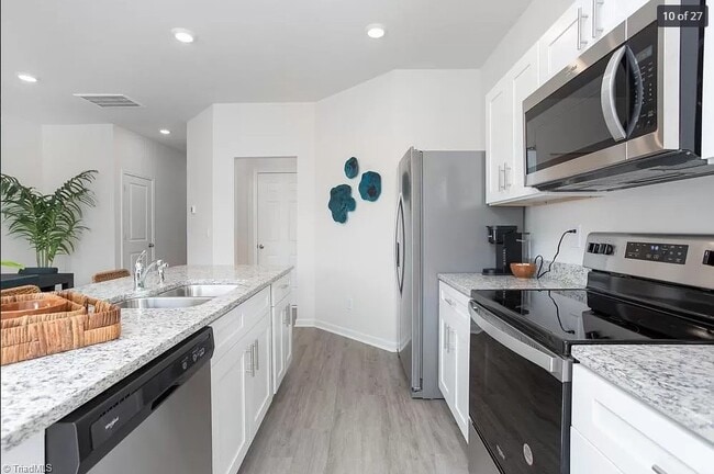 Foto del edificio - 5413 Carrington Ct