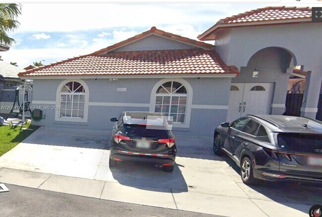 Foto del edificio - 8864 NW 110th St