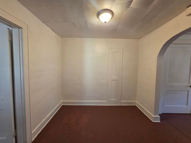 Foto del edificio - 1374 Rayner St