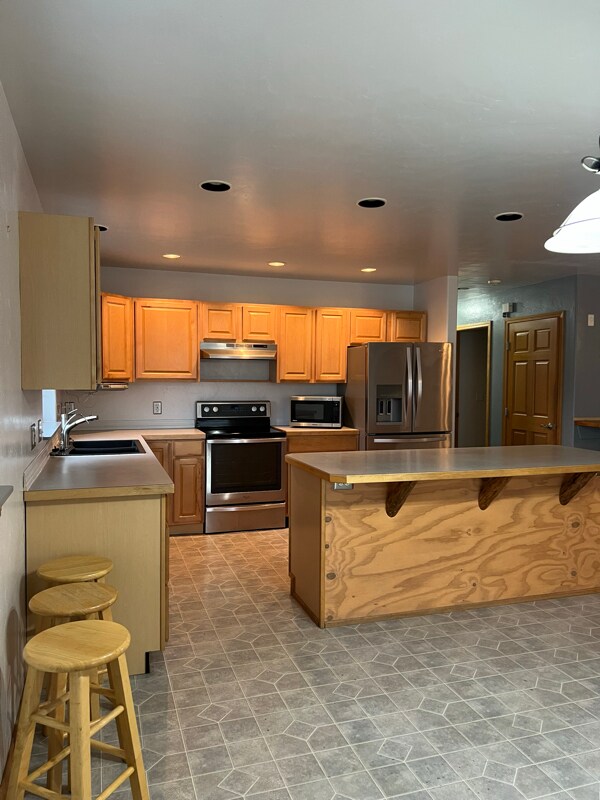 Foto del edificio - 830 8th St W