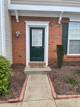 Building Photo - 1295 Kilmington Ct