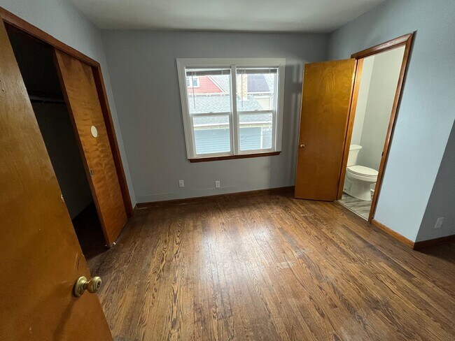 Foto del edificio - 909 College Ave.