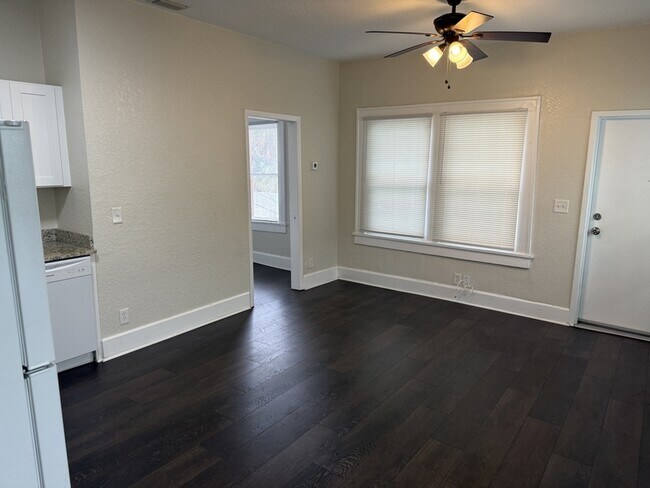 Foto del edificio - 2861 2nd Ave S