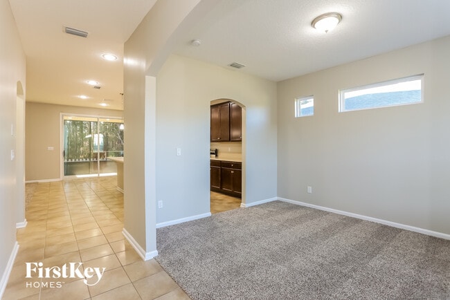 Building Photo - 86041 Aladdins Way