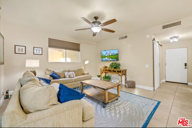 Building Photo - 78225 Cabrillo Ln
