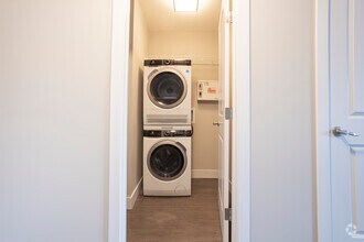 1BR, 1BA - 630SF - Missao