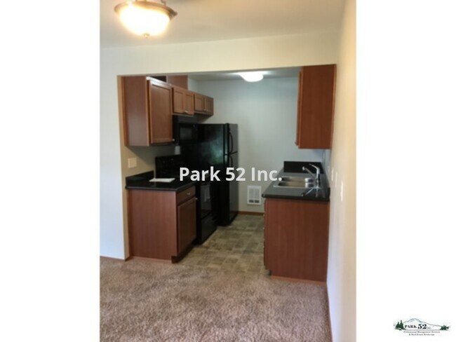 Foto del edificio - 630 N Prospect St