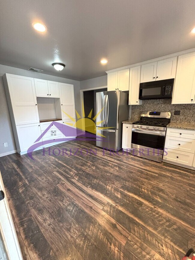 Foto del edificio - 3 Bed 3 Bath 1,411 Sq. Ft. Rancho Cordova ...