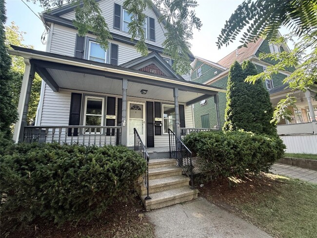 Building Photo - 143 Harrison St