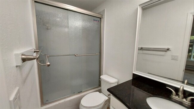 Foto del edificio - 23312 Marigold Ave