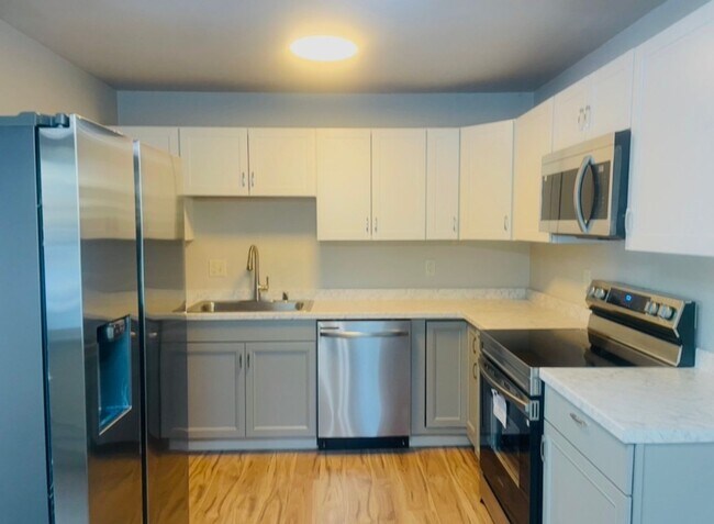 Foto del edificio - 2718 Lee St