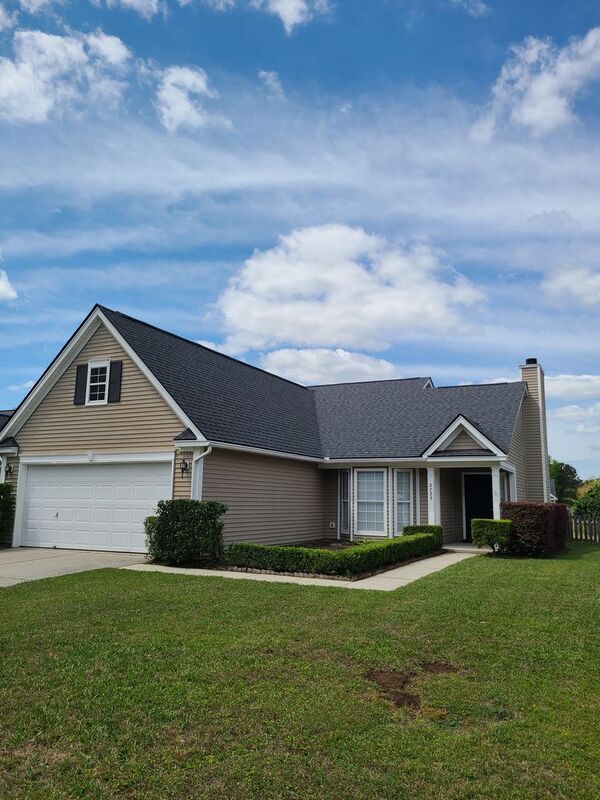 Building Photo - 2725 Palmetto Hall Blvd