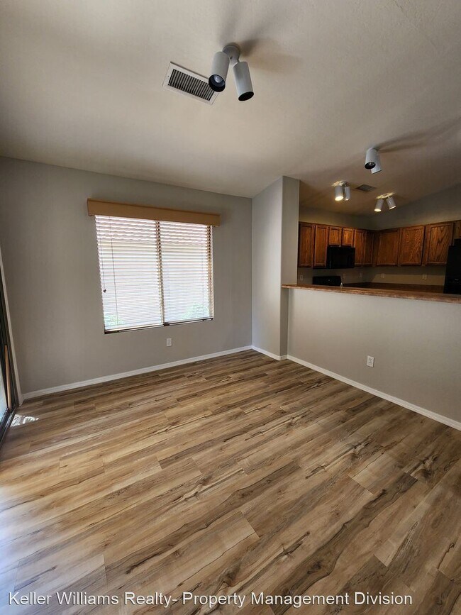 Building Photo - 4 br, 2 bath House - 10239 E Kiva Ave 2124...