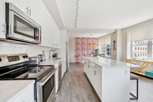 Foto del edificio - 144 Elk Pl