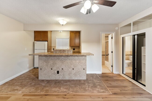 Foto del interior - 1427 West Parade Street
