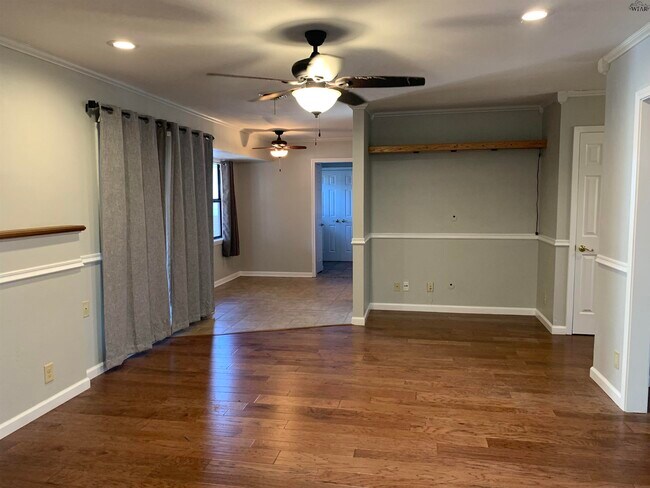 Foto del edificio - 2902 McNiel Ave