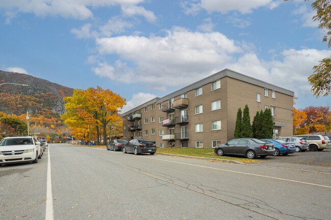 Photo du bâtiment - 530-532 Rue Nadeau