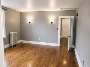 Building Photo - 65 Pleasant St