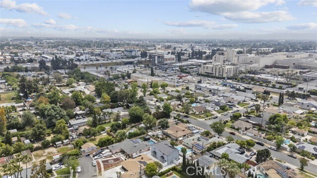 Building Photo - 15836 Eccles St