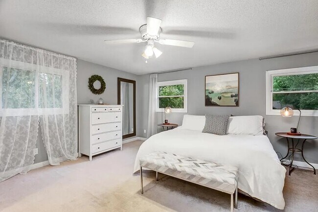 Foto del edificio - 4885 Hanson Rd