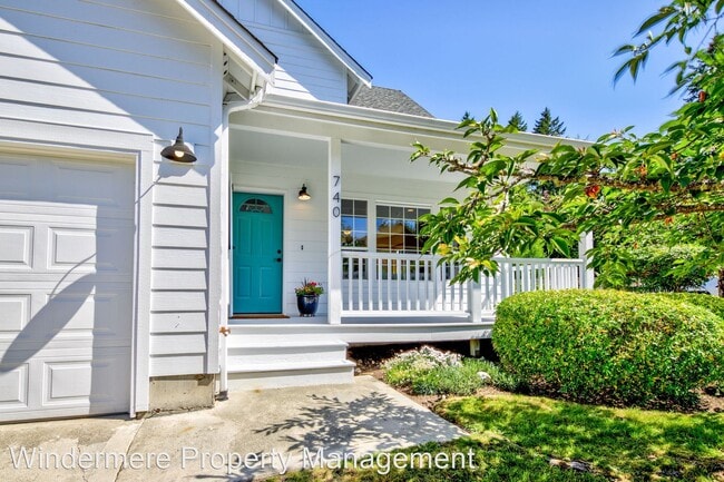 Building Photo - 3 br, 2 bath House - 740 Moji Lane
