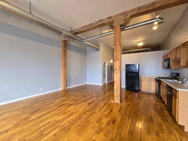 Building Photo - 1822 S Bishop St
