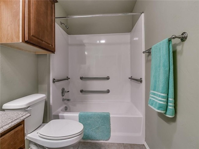 Interior Photo - Bathroom - Red Cedar Village