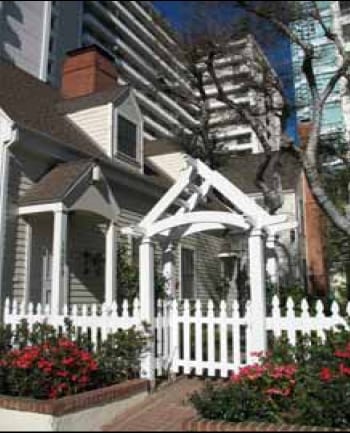 Building Photo - 10371-10375 Ashton Ave