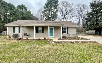 Building Photo - 25647 Fairmount Dr