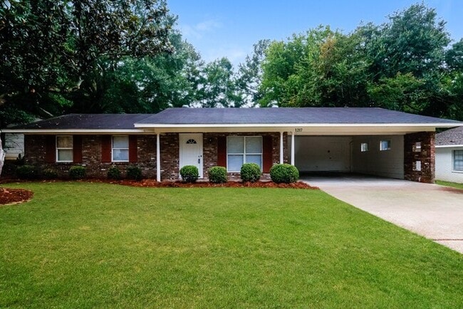 Building Photo - 1217 Winterview Dr