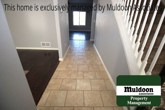 Foto del edificio - 6389 Tranters Creek Way