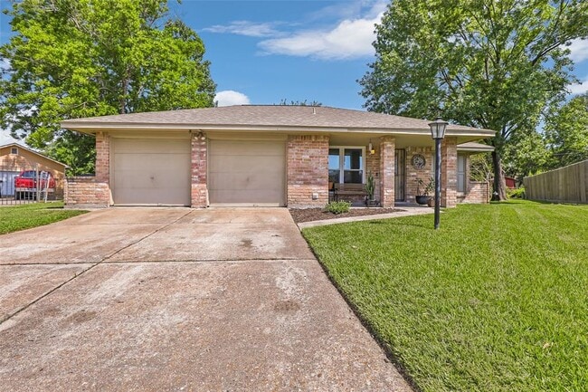 Building Photo - 8719 Brackley Ln