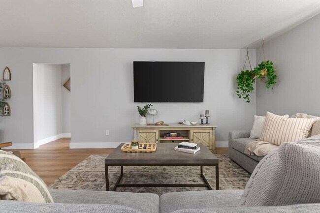 Foto del edificio - 171 E Red Rock St