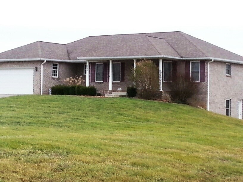 Primary Photo - 545 Genrose Dr
