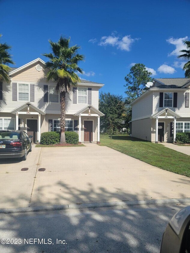 Primary Photo - 1827 Lago Del Sur Drive