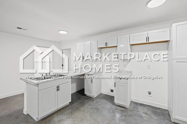 Foto del edificio - 1375 Cooper St