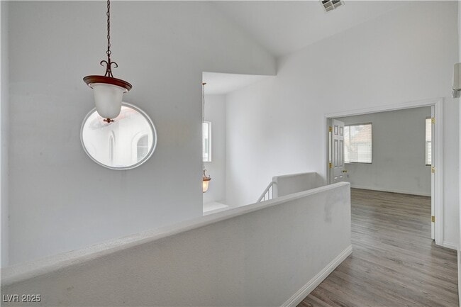 Building Photo - 8789 Villa Alex Ave