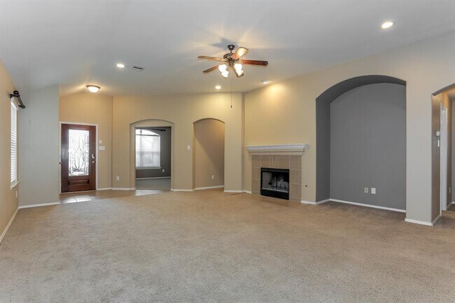 Foto del edificio - 28639 Lockeridge View Dr