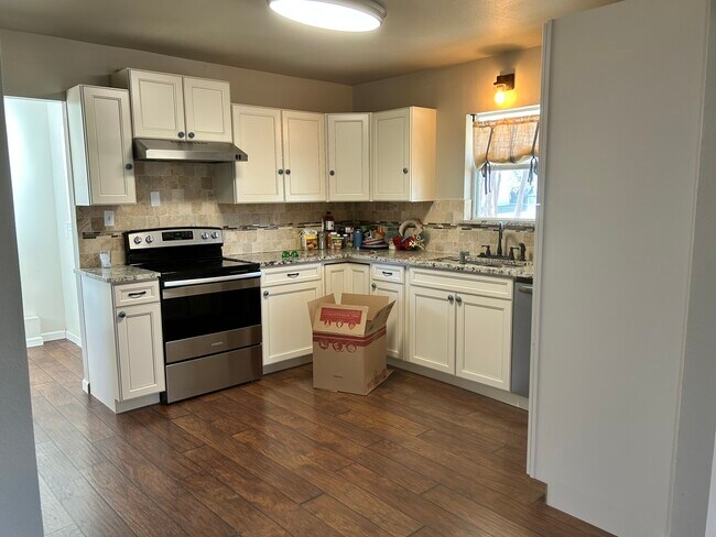 Building Photo - 816 Lafayette St