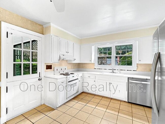 Building Photo - 307 Indian Springs Rd