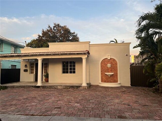 Foto del edificio - 1029 SW 10th Ave