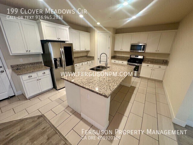 Building Photo - 199 Clover Meadows Cir