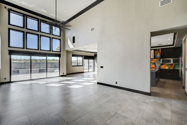Foto del edificio - DREAMY 4BEDROOM HOME WITH POOL & BEAUTIFUL...