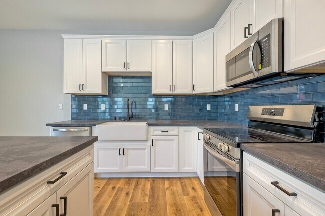 Building Photo - 6838 Tower St