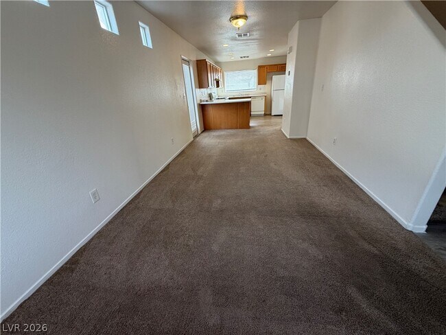 Foto del edificio - 5211 Paradise Skies Ave