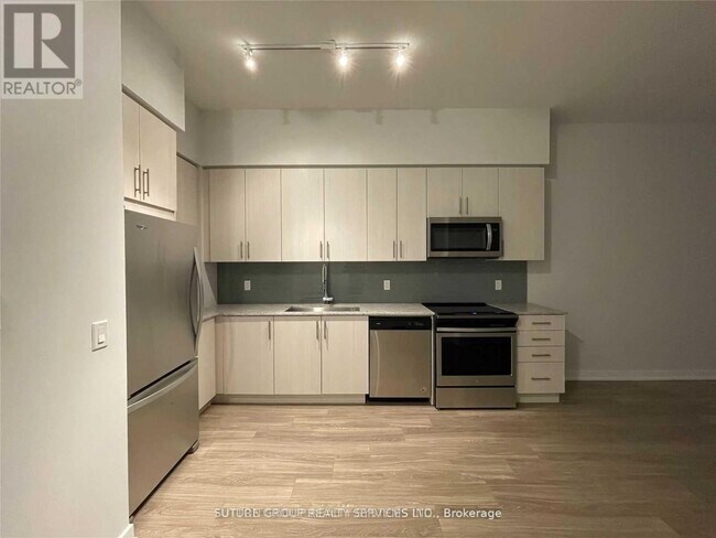 Building Photo - 4085 Parkside Village Dr