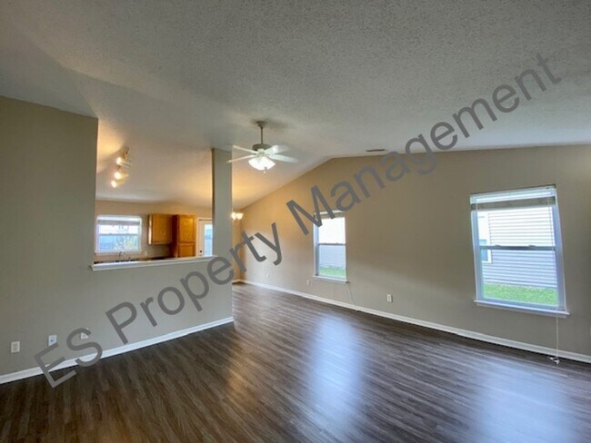 Foto del edificio - Wonderful 3 Bedroom 2 Bathroom Ranch Home in Franklin Township!
